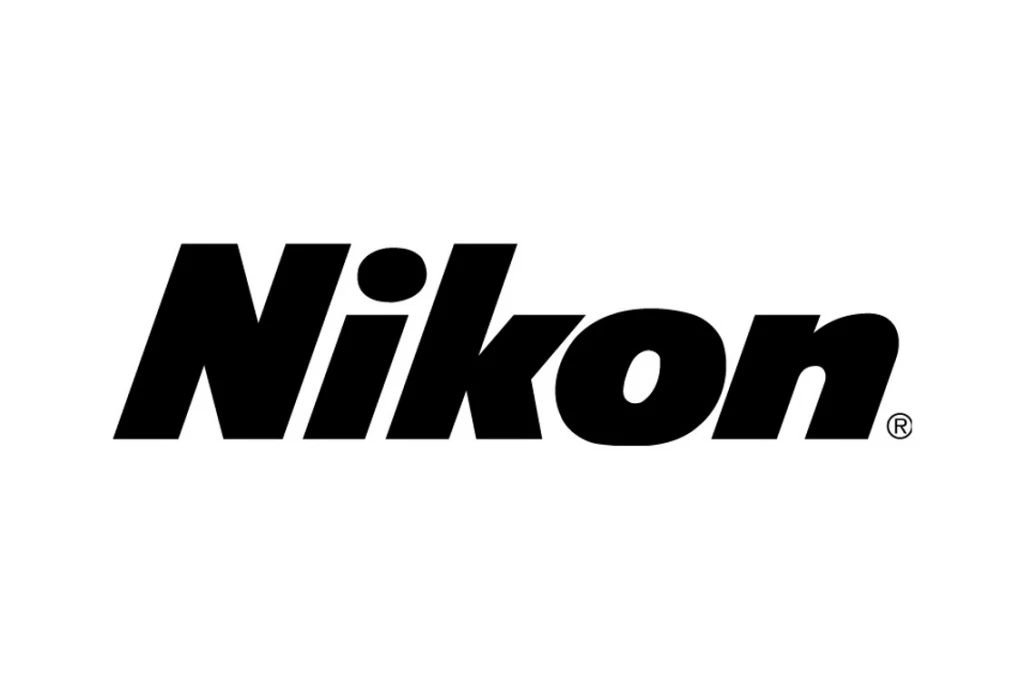 Nikon.jpg Nikon.jpg